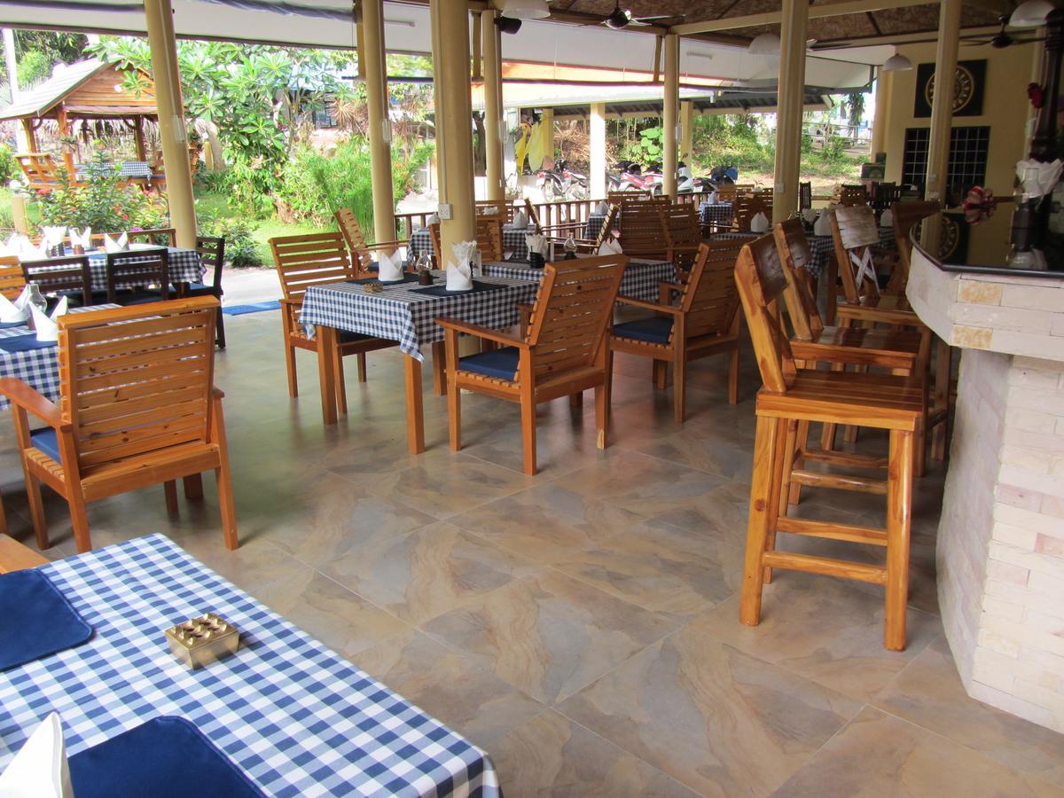 Flower Paradise Bungalows&Swiss Restaurant Roestiland Lamai Beach  Bagian luar foto